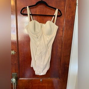 38 c maiden form shapewear dress